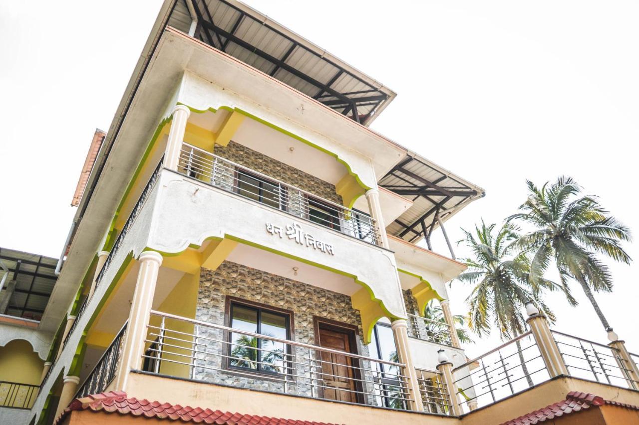 Dhanashree Riverview Hotel Corgao Exterior foto